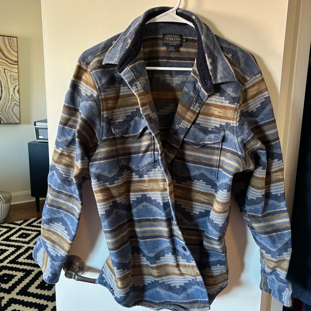 Pendleton Woolen Shirt with Blue and Tan Stripes Signature Thomas Kay Aztec